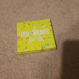 Jeffree star mini breaker palette